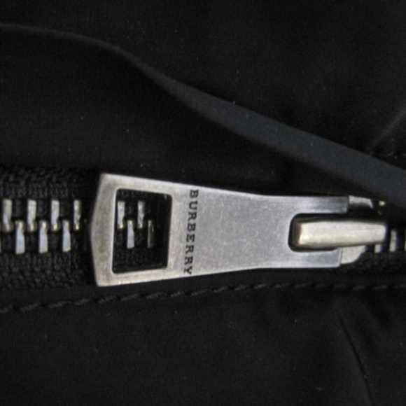 Authentic Burberry Brit Men's Nylon Toiletry Bag - Picture 5 of 7